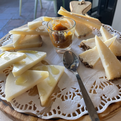 3 Media Tabla De Quesos Andaluces