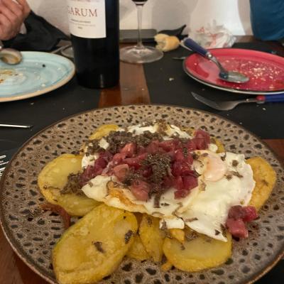 Disfrutando De Una Buena Comida