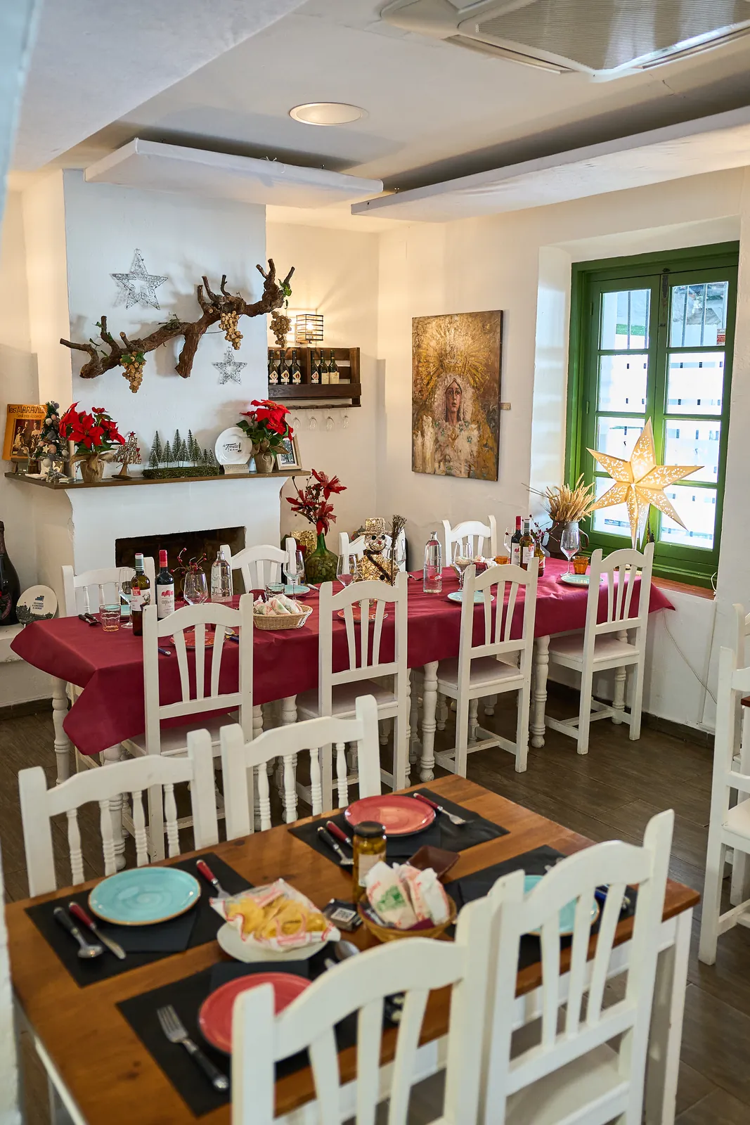 Decoración navideña de Abacería La Familia en Castilleja de la Cuesta (6 de 24)