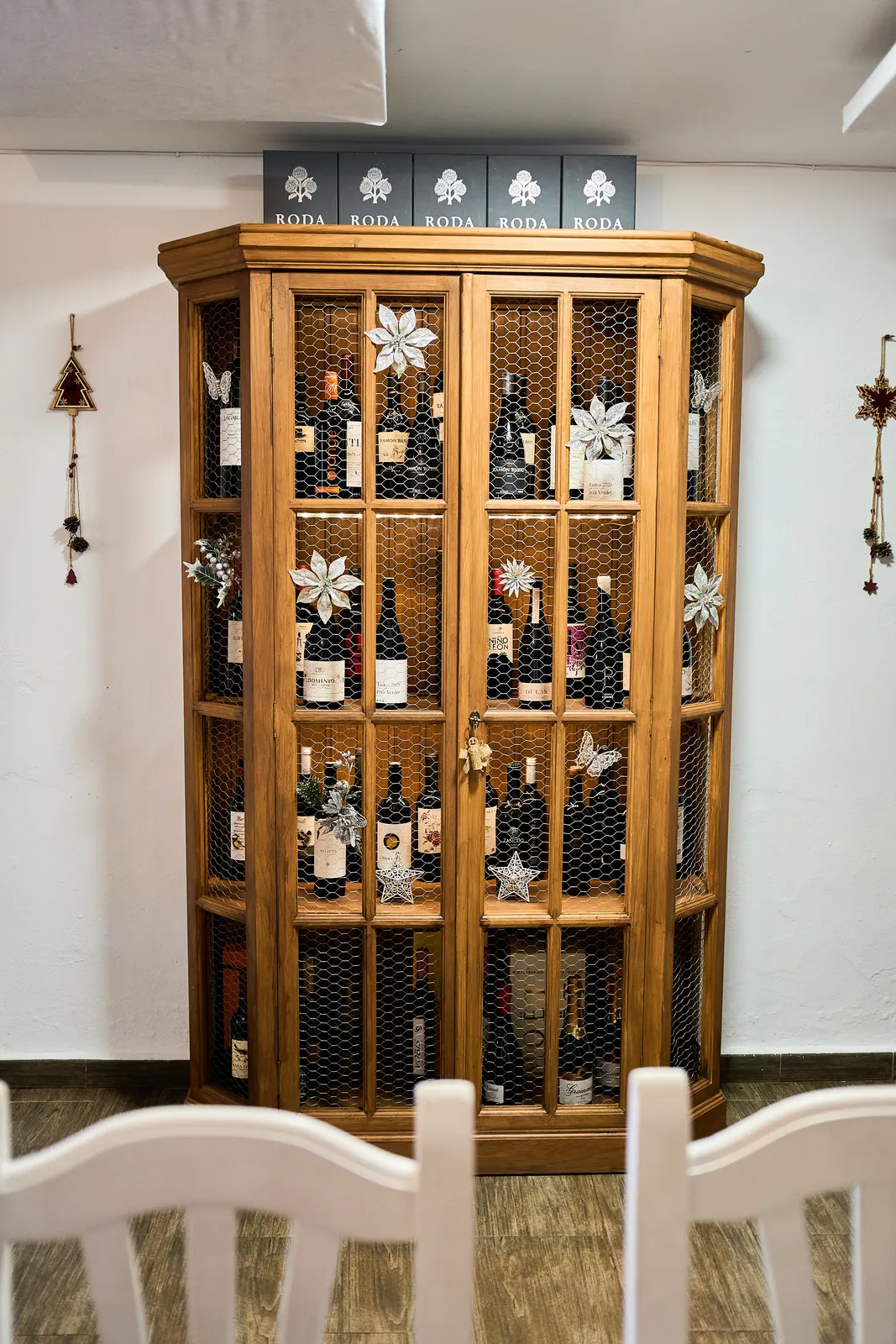 Decoración navideña de Abacería La Familia en Castilleja de la Cuesta (7 de 24)