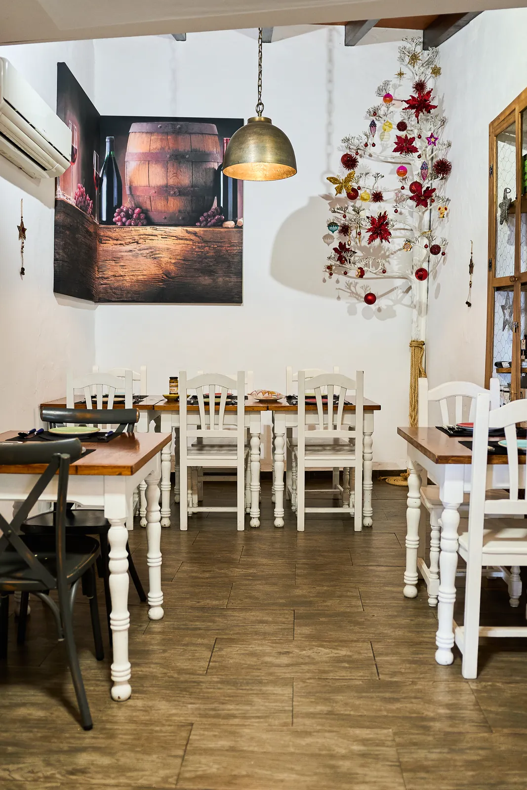 Decoración navideña de Abacería La Familia en Castilleja de la Cuesta (16 de 24)
