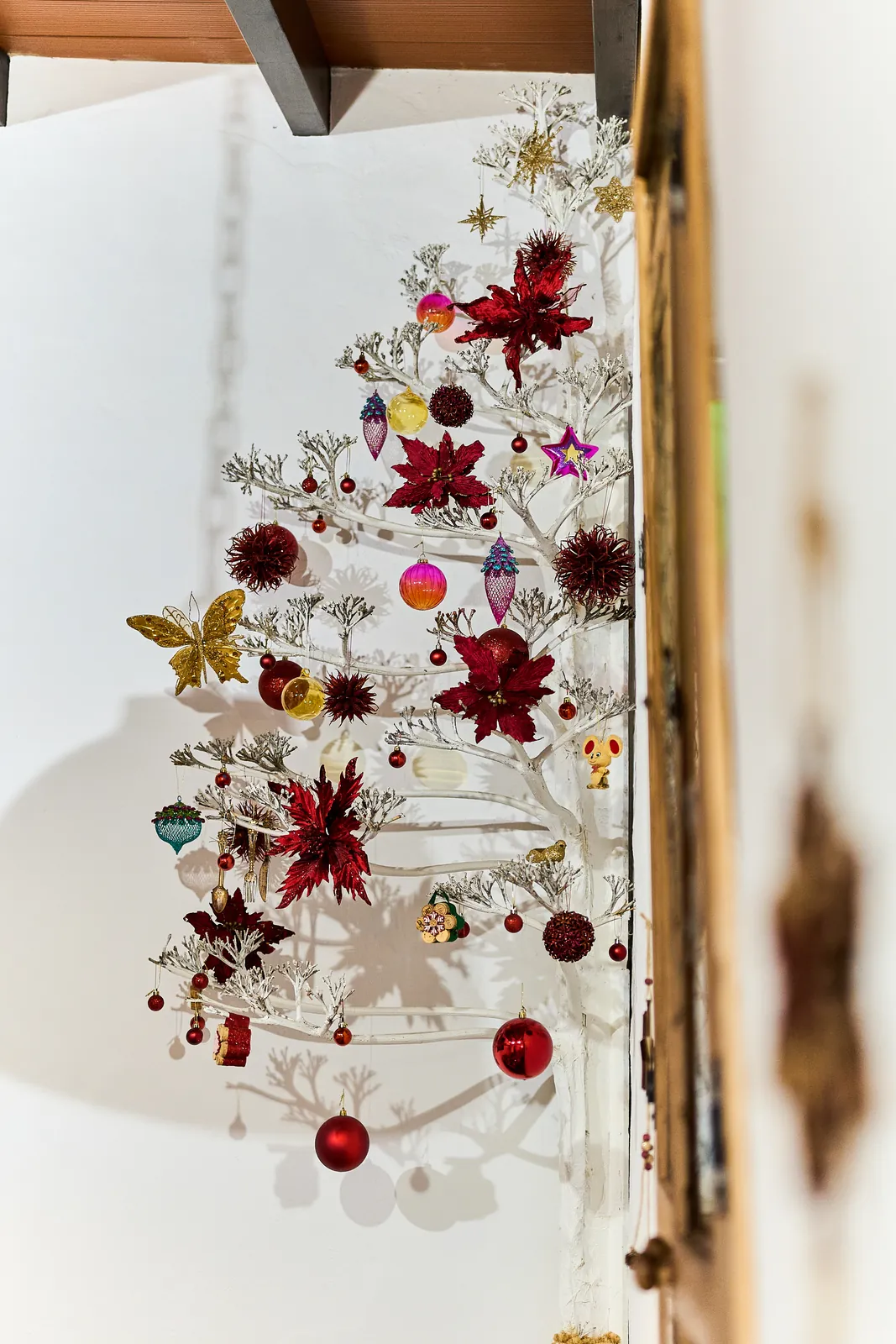 Decoración navideña de Abacería La Familia en Castilleja de la Cuesta (17 de 24)