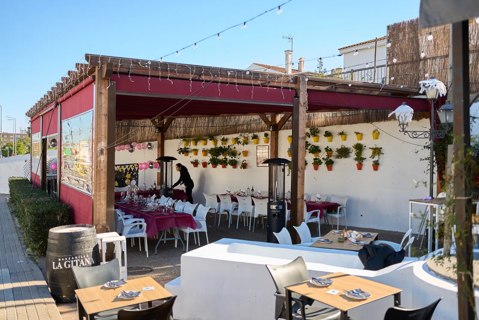 Decoración navideña de Abacería La Familia en Castilleja de la Cuesta (22 de 24)