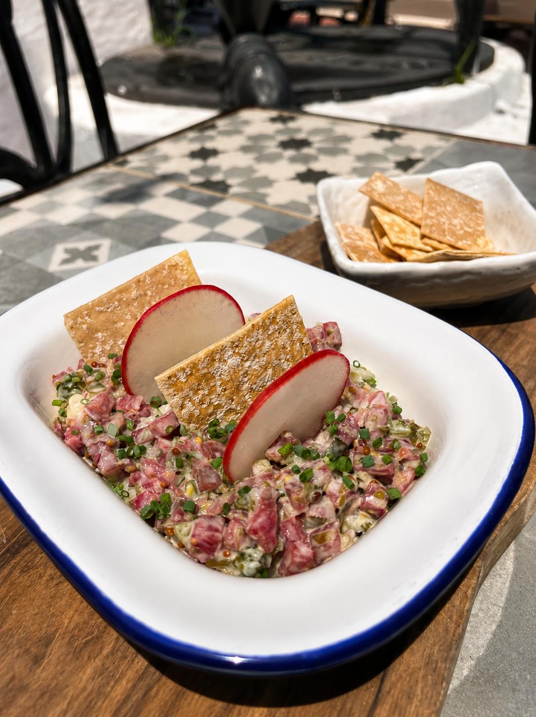 Tartar de salchichón